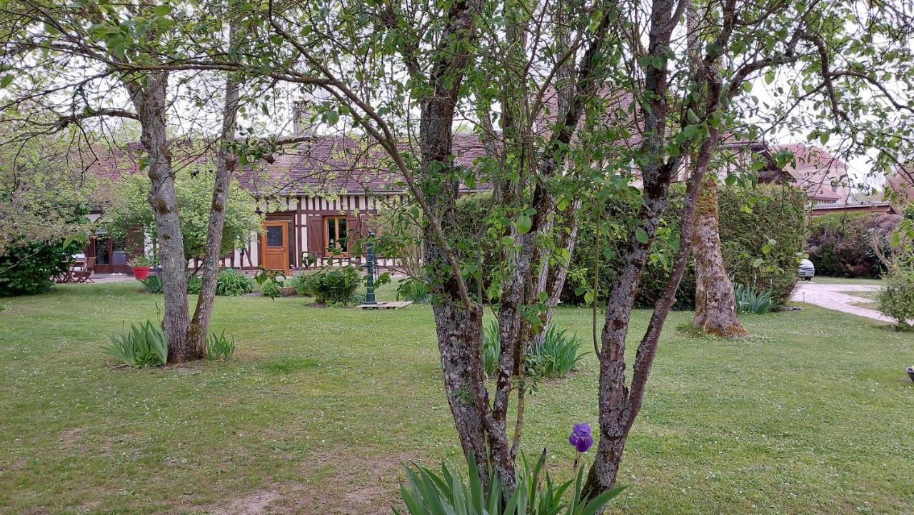 Domaine Du Carouge Hotel Lirey Bagian luar foto