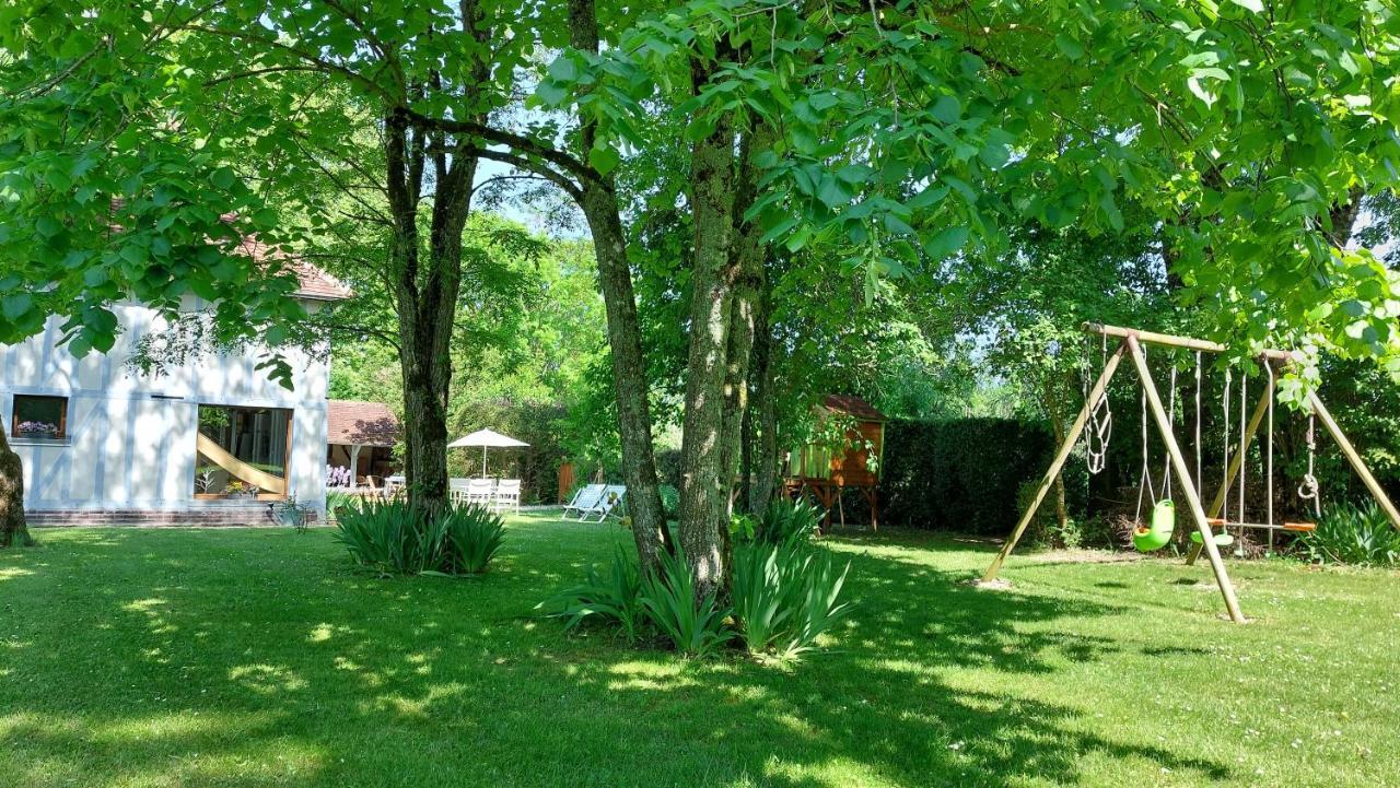 Domaine Du Carouge Hotel Lirey Bagian luar foto