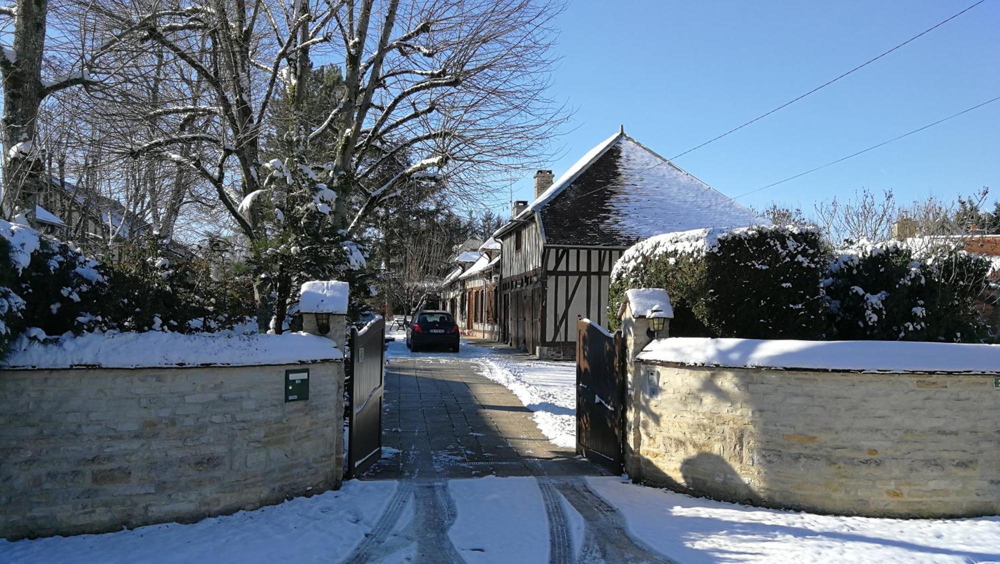 Domaine Du Carouge Hotel Lirey Bagian luar foto