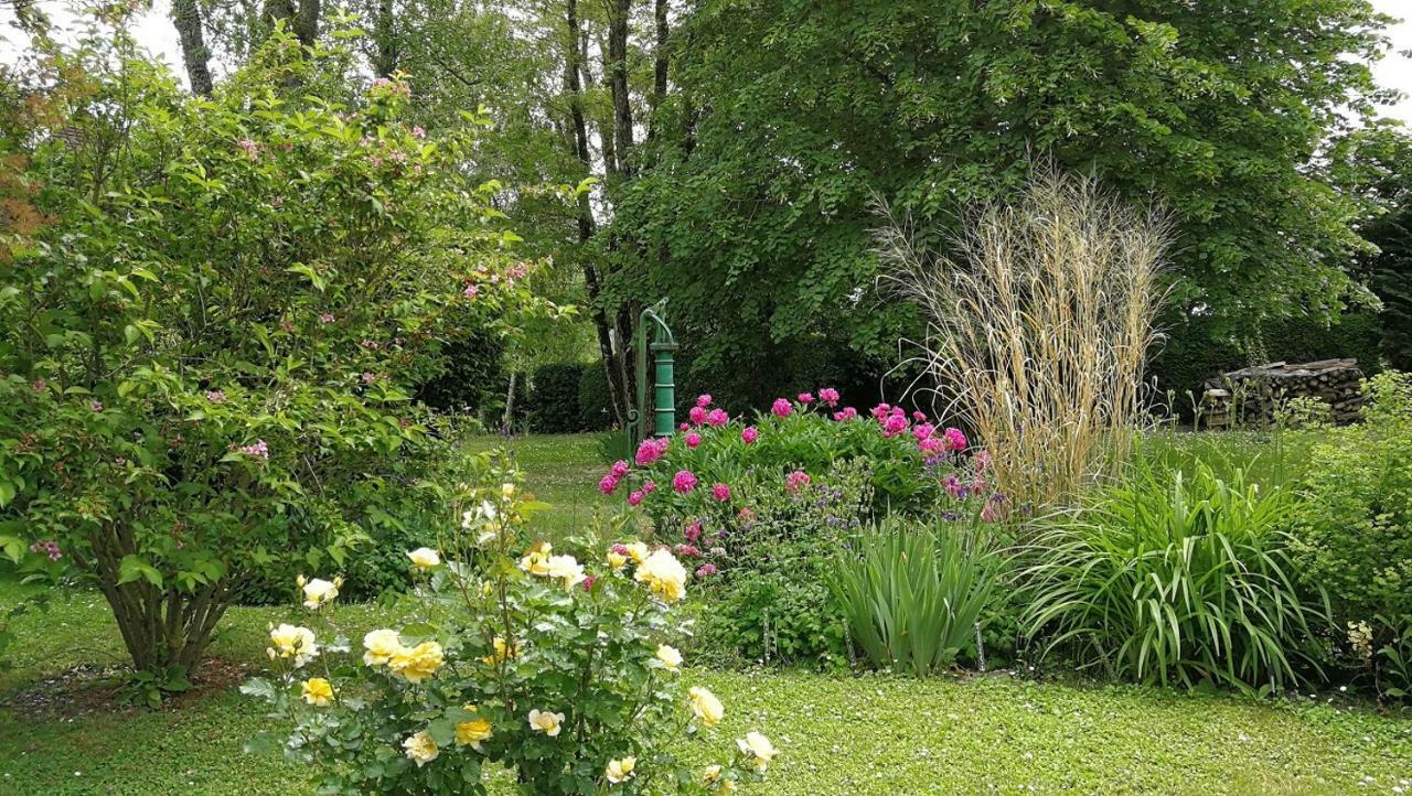 Domaine Du Carouge Hotel Lirey Bagian luar foto